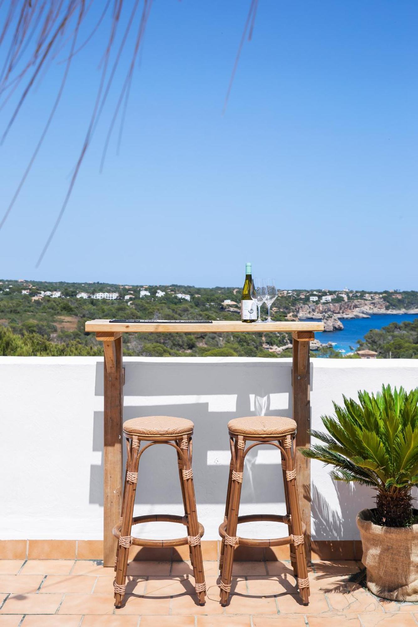 Hostal Cala Llombards ภายนอก รูปภาพ