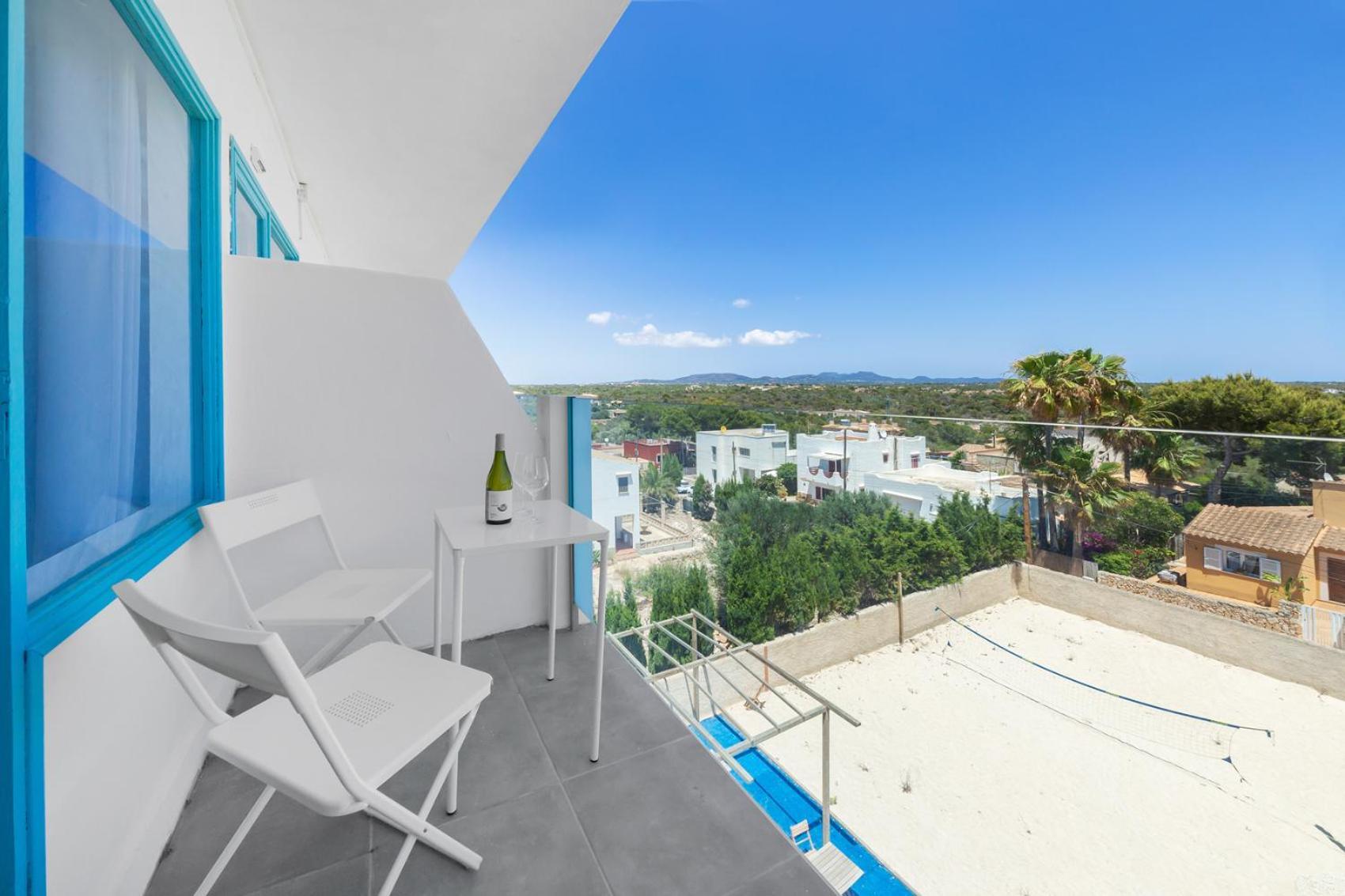 Hostal Cala Llombards ภายนอก รูปภาพ