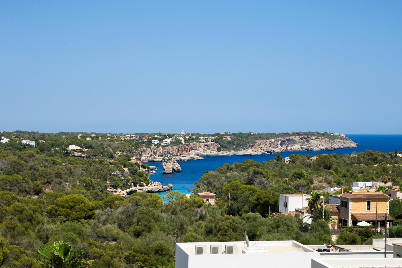 Hostal Cala Llombards ภายนอก รูปภาพ