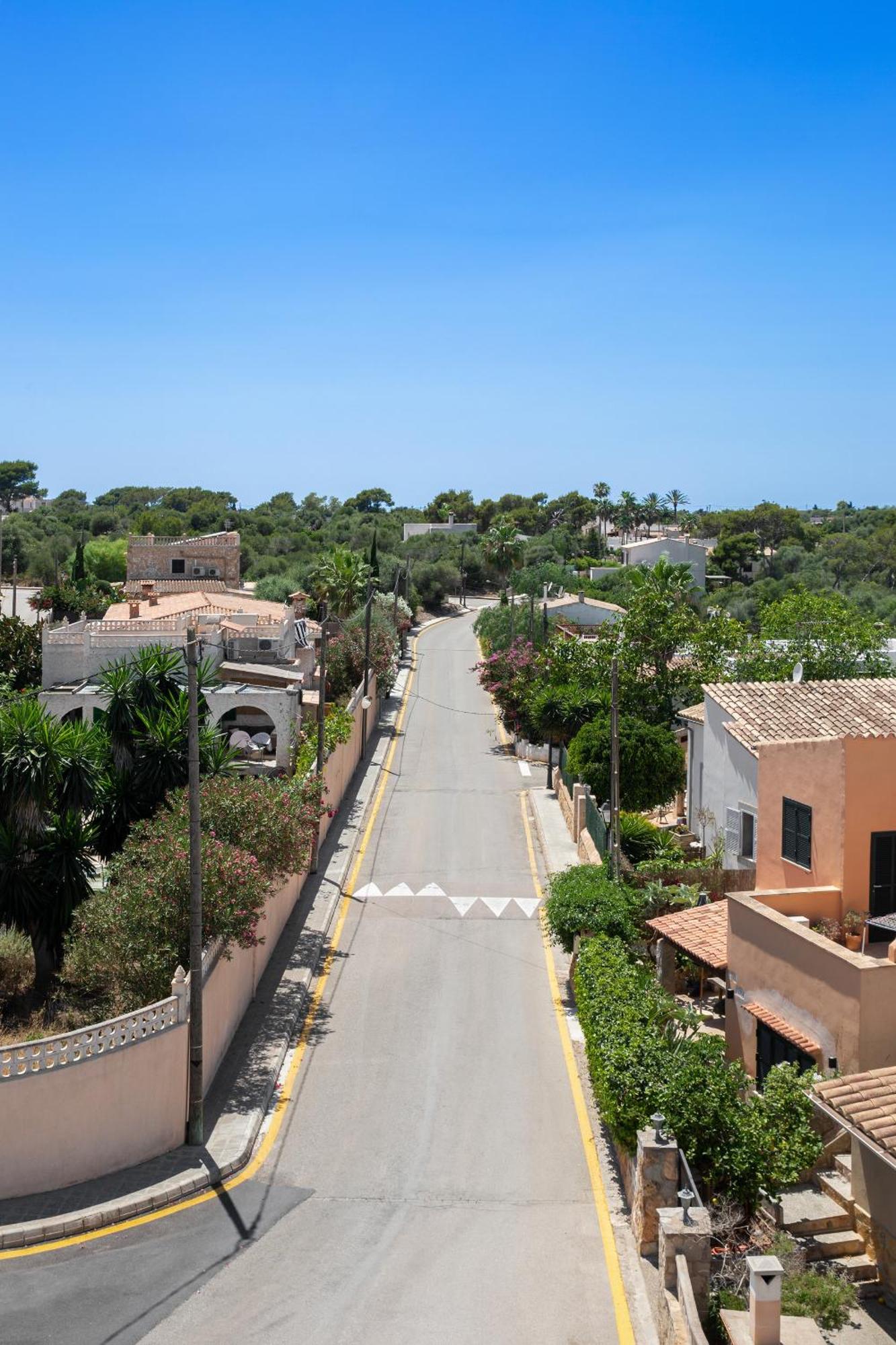 Hostal Cala Llombards ภายนอก รูปภาพ